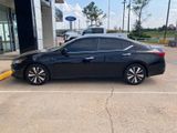 Used 2022 Nissan Altima 2.5 SV image 2