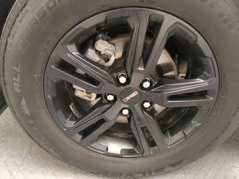 Used 2022 GMC Terrain AT4 w/ Infotainment Package II image 31