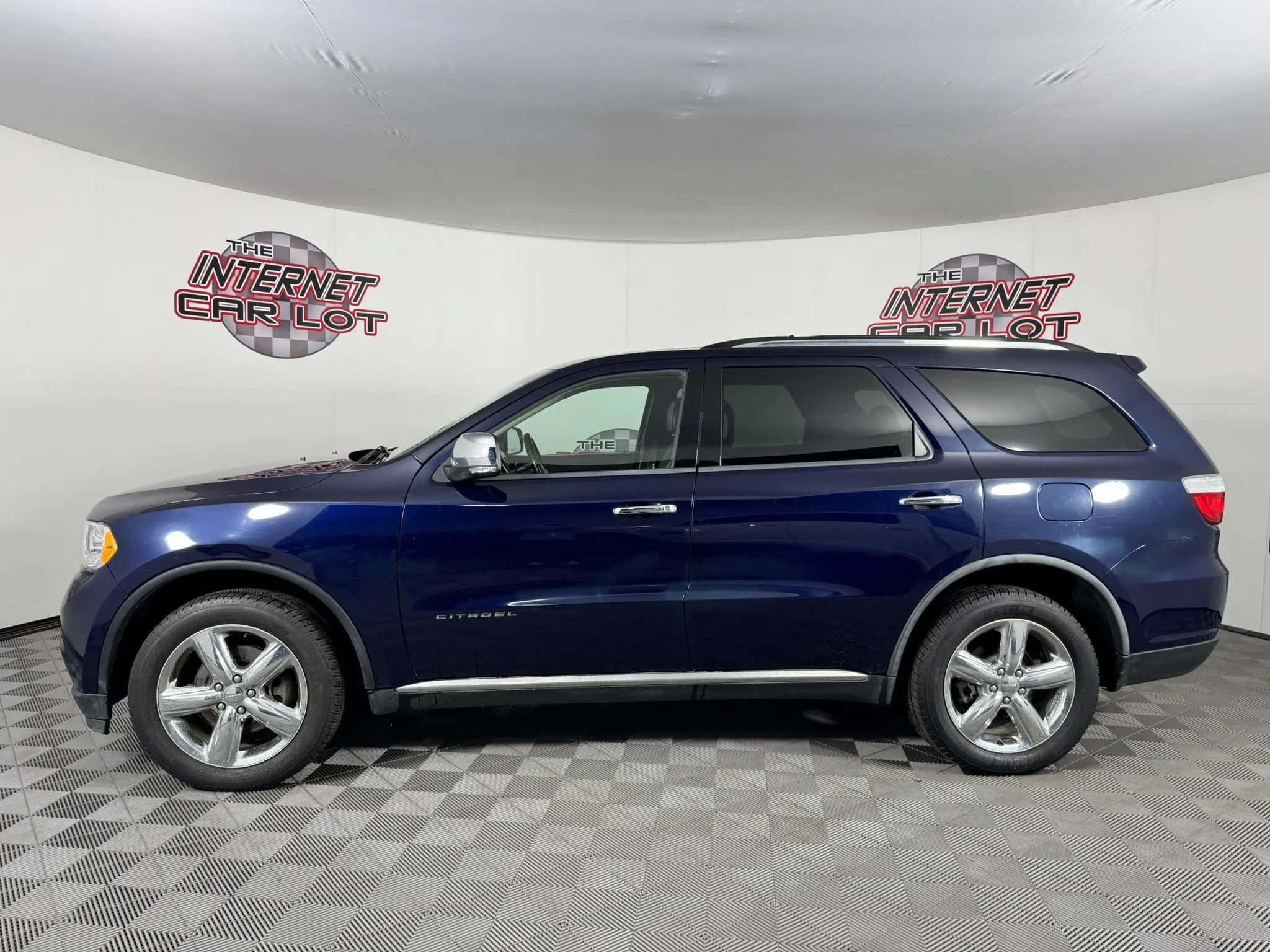 Used 2012 Dodge Durango Citadel w/ Trailer Tow Group IV AWD/4WD image 4
