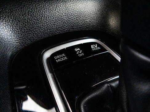 Used 2024 Toyota Corolla LE FWD image 24