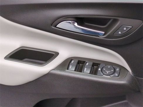 Certified 2022 Chevrolet Equinox LS w/ LS Convenience Package image 23