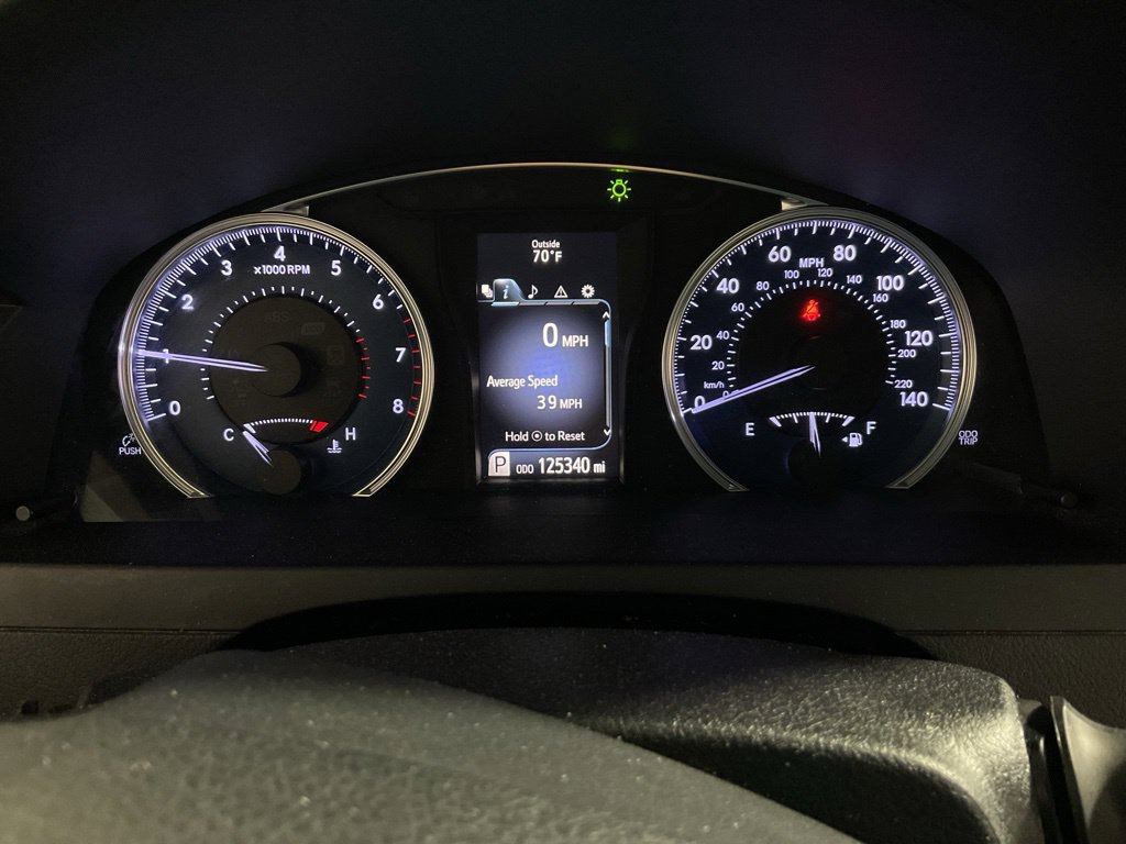Used 2017 Toyota Camry XLE w/ Convenience Package FWD image 24