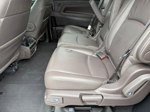 Used 2019 Honda Odyssey Elite image 11