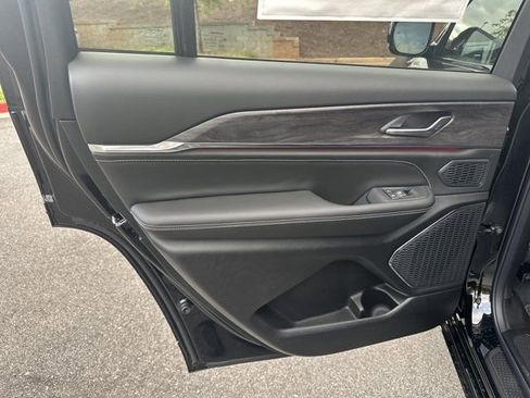 New 2025 Jeep Grand Cherokee L Overland image 20