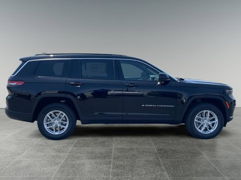 New 2026 Jeep Grand Cherokee L Laredo AWD/4WD image 6