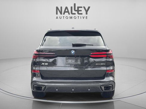 Used 2026 BMW X5 xDrive50e w/ M Sport Package image 4