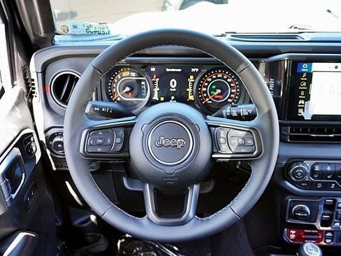 New 2026 Jeep Wrangler Unlimited Rubicon AWD/4WD image 24