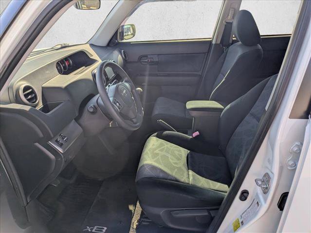Used 2012 Scion xB FWD image 12