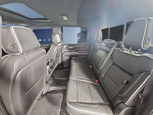 Used 2023 GMC Sierra 1500 AT4X AWD/4WD image 14