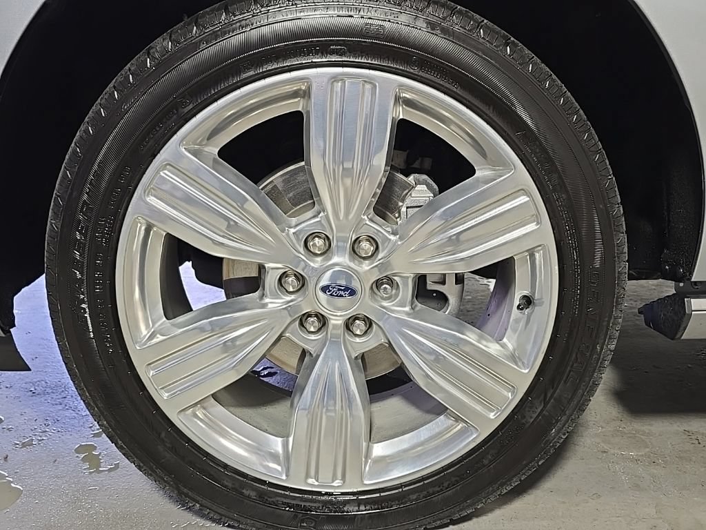Used 2024 Ford Expedition Max Platinum AWD/4WD image 13