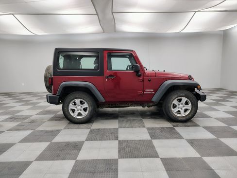 Used 2012 Jeep Wrangler Sport AWD/4WD image 6