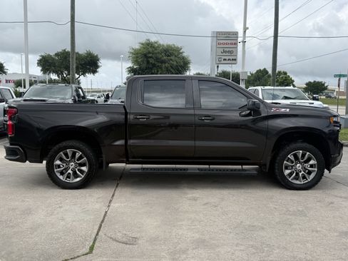 Used 2019 Chevrolet Silverado 1500 RST AWD/4WD image 3