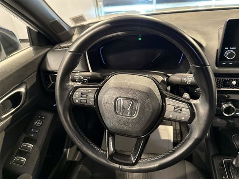 Used 2023 Honda Civic Sport image 11