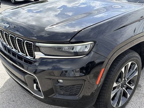 Used 2021 Jeep Grand Cherokee L Overland w/ Luxury Tech Group IV AWD/4WD image 8