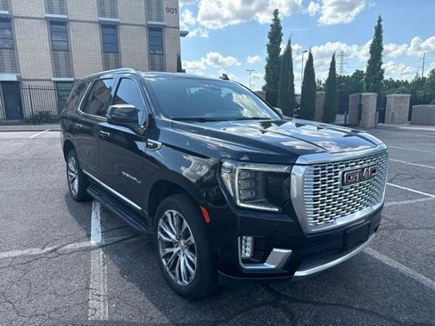 Used 2024 GMC Yukon Denali w/ Max Trailering Package AWD/4WD image 3