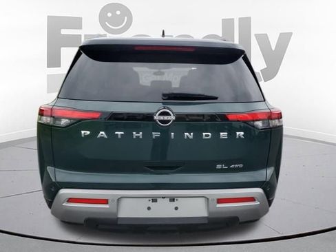 Used 2022 Nissan Pathfinder SL AWD/4WD image 4