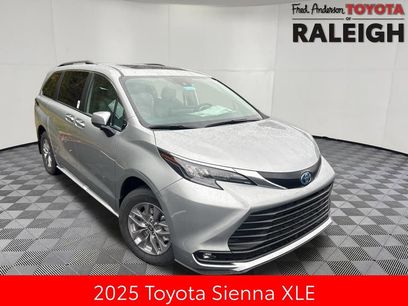 New 2025 Toyota Sienna XLE