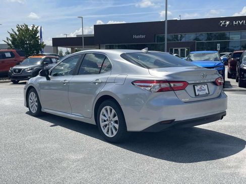 Used 2018 Toyota Camry LE w/ Audio Package FWD image 27