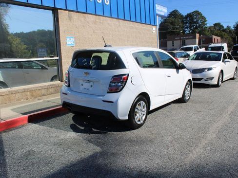 Used 2020 Chevrolet Sonic LT image 3