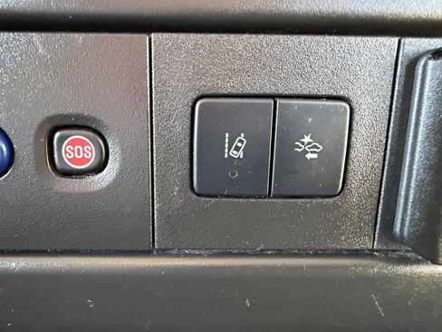 Used 2019 Chevrolet Express 3500 LT w/ LT Preferred Equipment Group RWD image 40