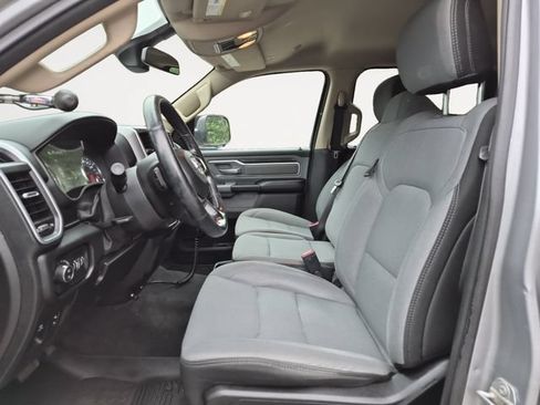 Used 2019 RAM 1500 Big Horn AWD/4WD image 11