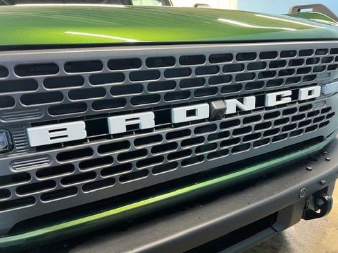 Used 2024 Ford Bronco Badlands AWD/4WD image 36