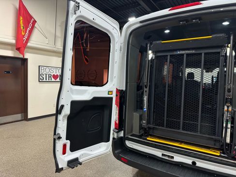 Used 2015 Ford Transit 150 148 Medium Roof image 45