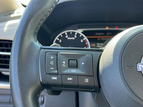 Certified 2023 Nissan Rogue SV w/ SV Premium B Package AWD/4WD image 12