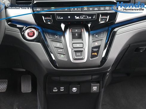 New 2026 Honda Odyssey Touring image 26