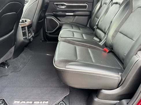 Used 2019 RAM 1500 Laramie image 11