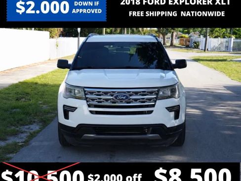 Used 2018 Ford Explorer XLT FWD image 2
