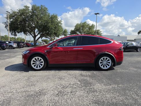 Used 2020 Tesla Model X Long Range AWD/4WD image 9