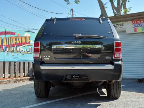 Used 2008 Jeep Grand Cherokee Overland w/ Mopar Chrome Edition Group AWD/4WD image 27