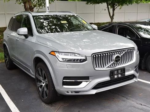 Used 2025 Volvo XC90 B6 Plus w/ Protection Package Premier AWD/4WD image 4