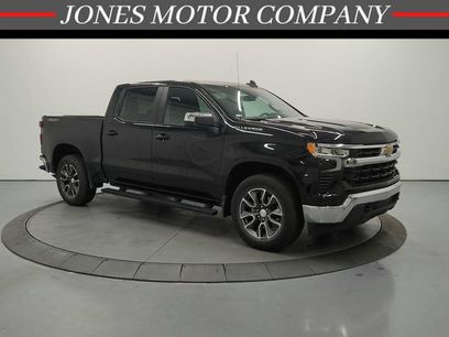 Used 2025 Chevrolet Silverado 1500 LT