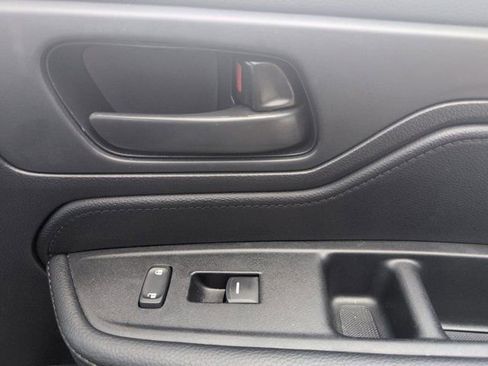 Used 2025 Honda Odyssey Sport-L image 34
