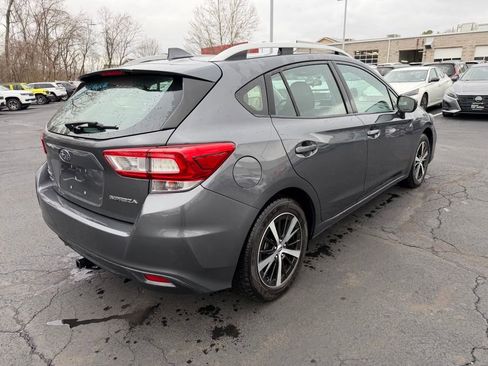 Used 2019 Subaru Impreza 2.0i Premium image 7