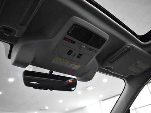 Used 2018 Subaru Forester 2.5i Touring w/ Popular Package #3B image 27