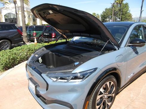 Certified 2023 Ford Mustang Mach-E Premium image 27