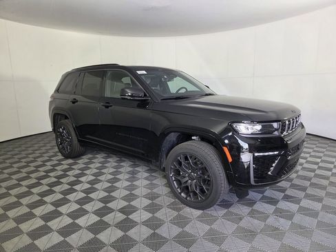 New 2026 Jeep Grand Cherokee Summit w/ Obsidian Package AWD/4WD image 2