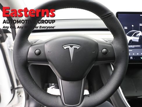 Used 2020 Tesla Model Y Performance AWD/4WD image 10