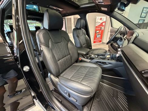 Used 2025 Kia Telluride SX X-Line AWD/4WD image 4
