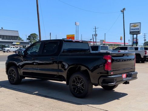 New 2026 Chevrolet Silverado 1500 Custom w/ LPO, Dark Essentials Package RWD image 6