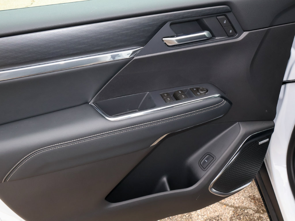 New 2027 GMC Acadia Elevation w/ Black Edition AWD/4WD image 9