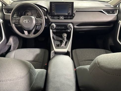 Used 2020 Toyota RAV4 XLE AWD/4WD image 23