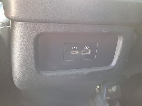 Used 2023 Nissan Pathfinder SL image 27