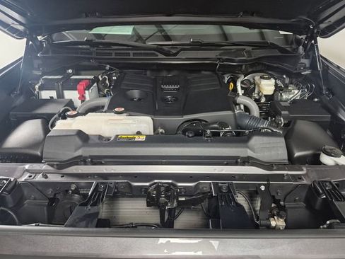 Used 2024 Toyota Tundra Limited w/ TRD Off-Road Package image 8