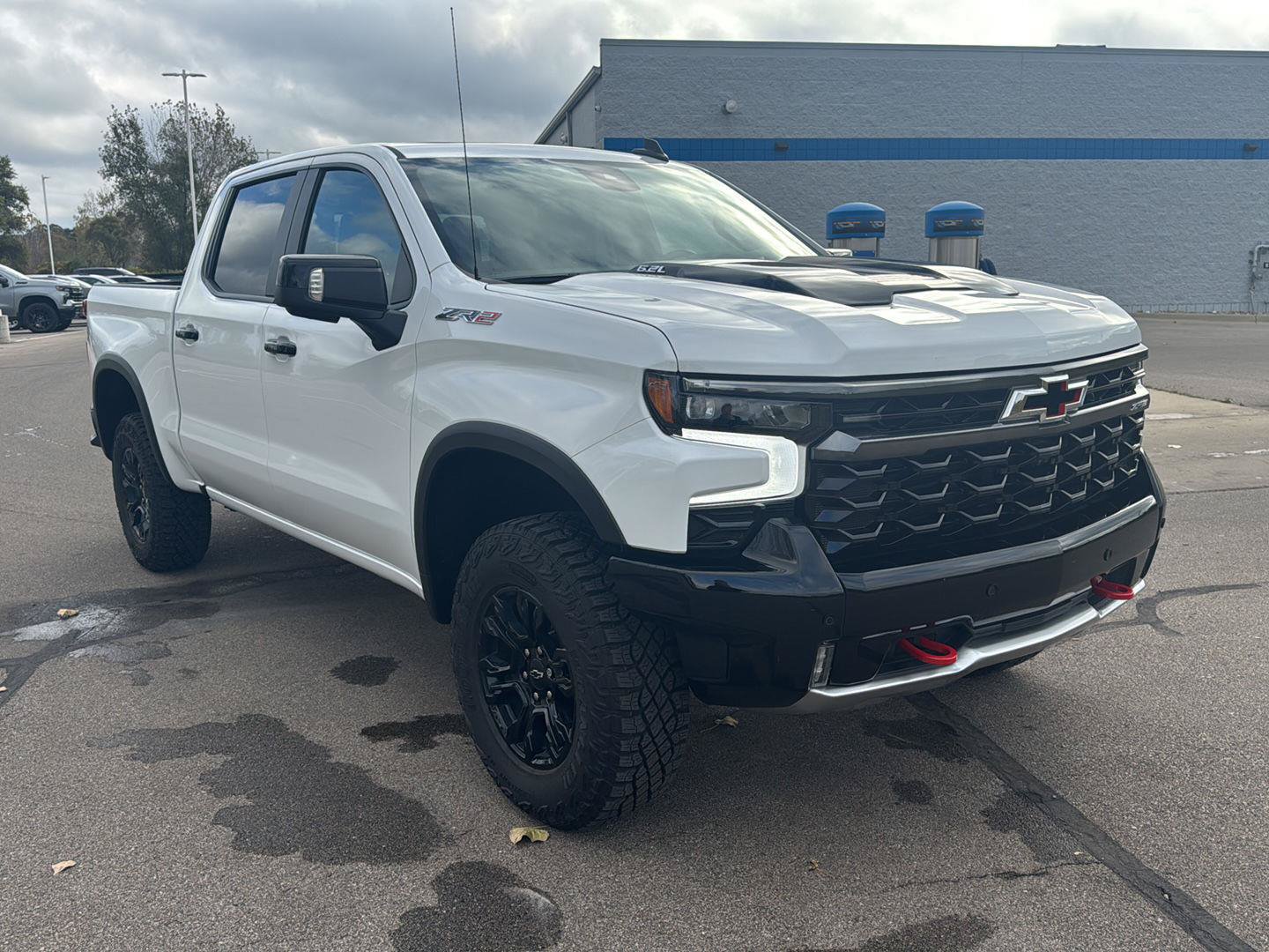 Used 2026 Chevrolet Silverado 1500 ZR2 AWD/4WD image 7