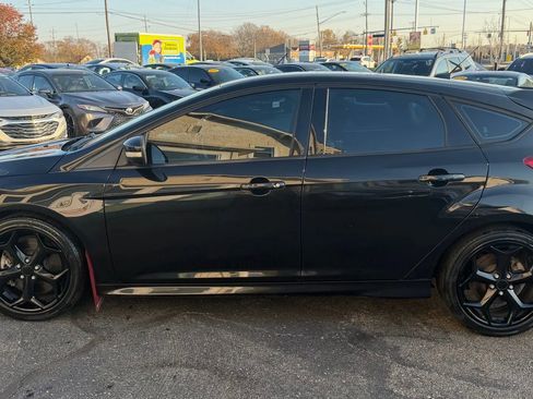 Used 2015 Ford Focus ST image 16