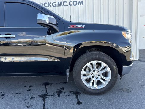 Used 2022 Chevrolet Silverado 1500 LTZ image 41